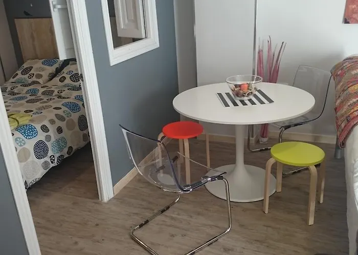 Cigueena アパート