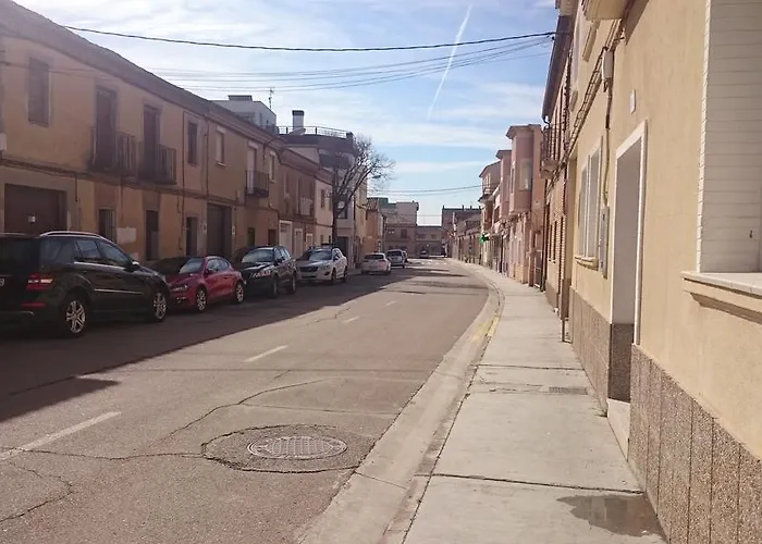 Cigueena Apartament *